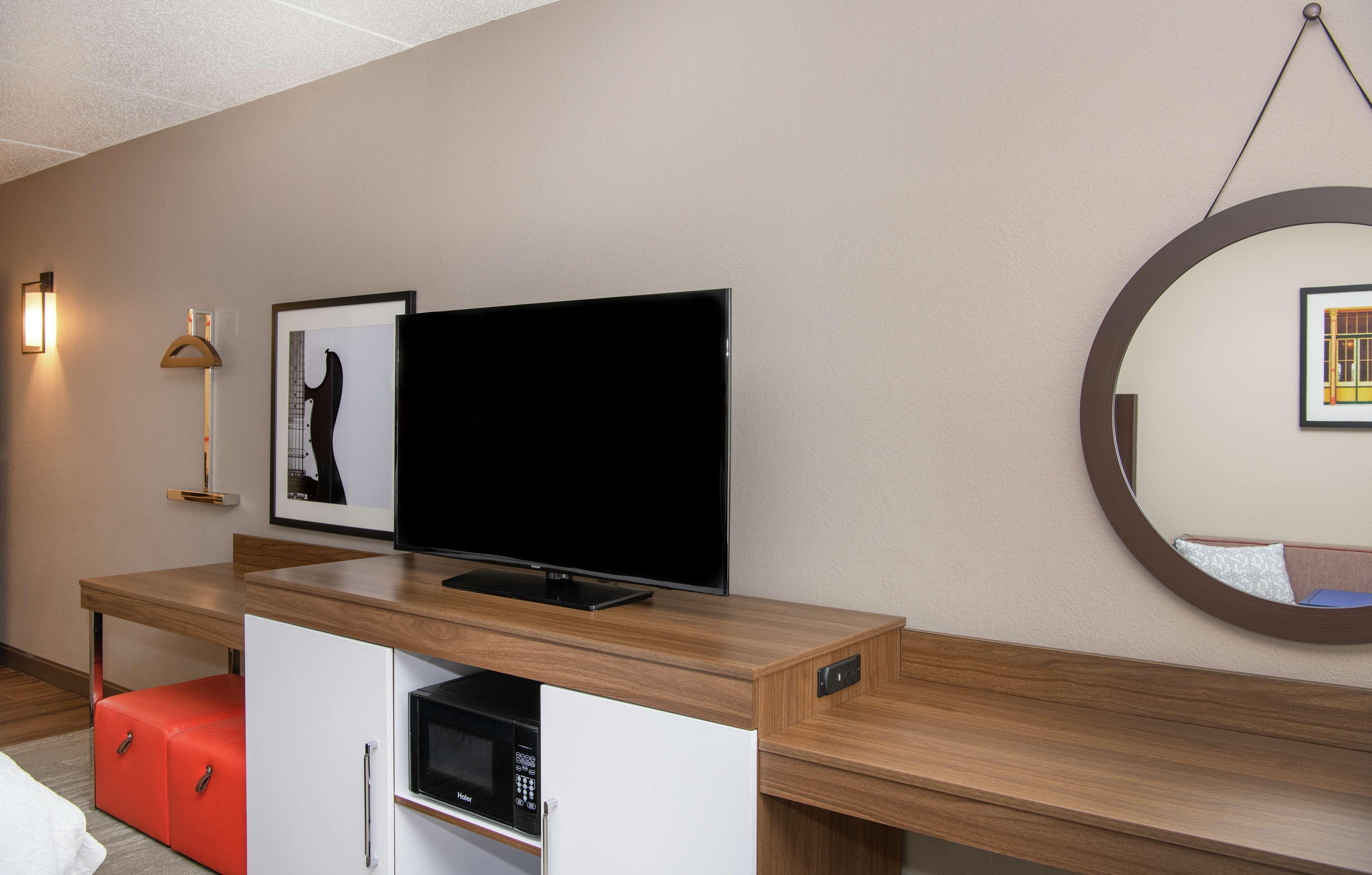 Hampton Inn Cleveland-Solon Ngoại thất bức ảnh