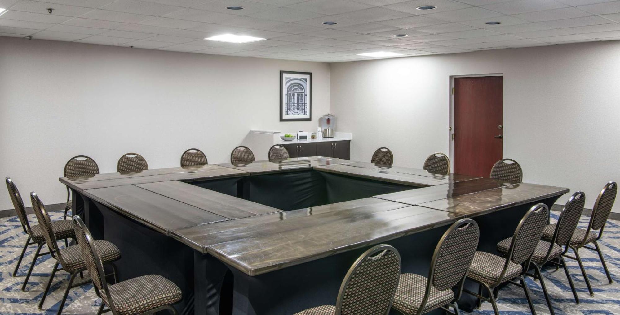 Hampton Inn Cleveland-Solon Ngoại thất bức ảnh