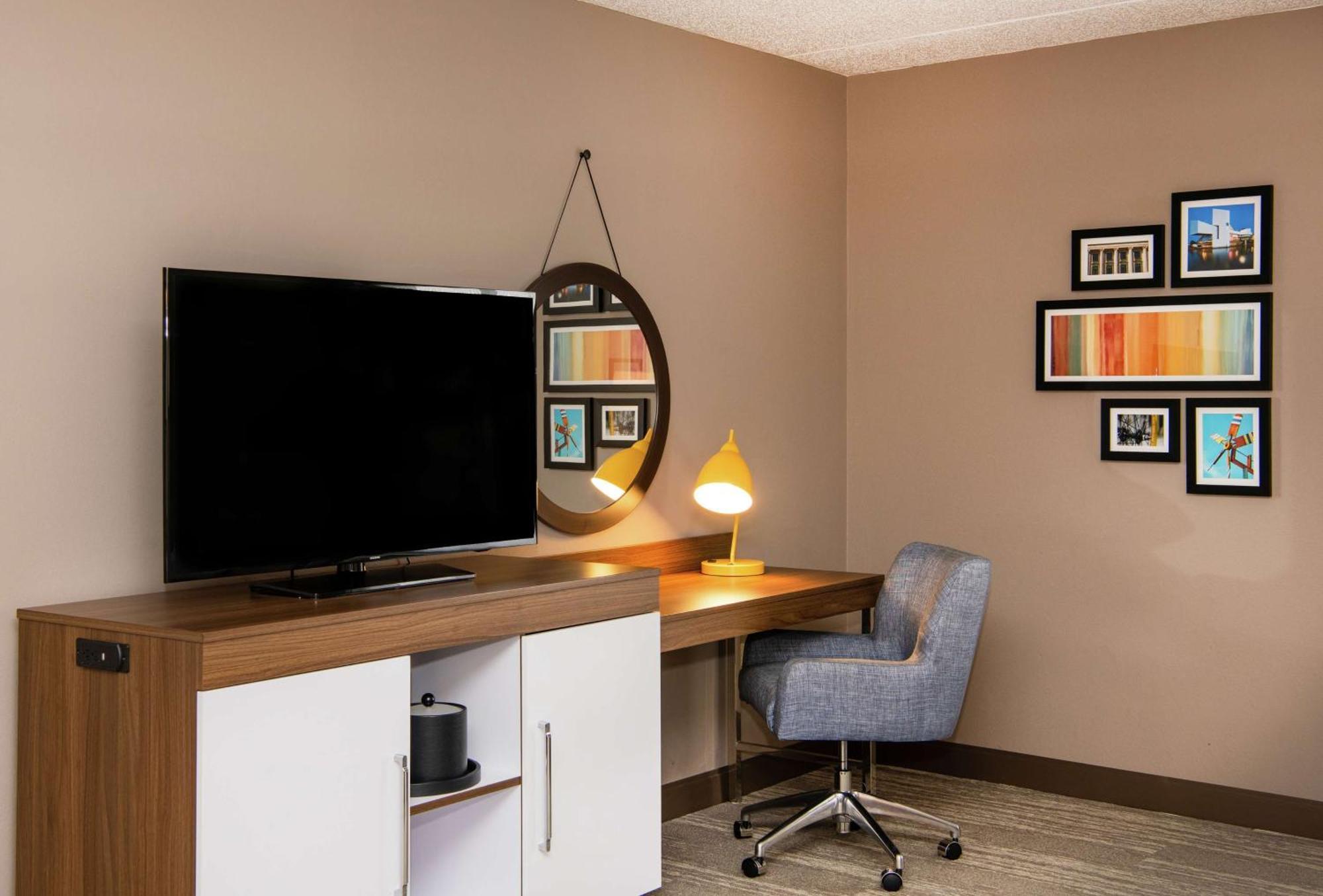 Hampton Inn Cleveland-Solon Ngoại thất bức ảnh
