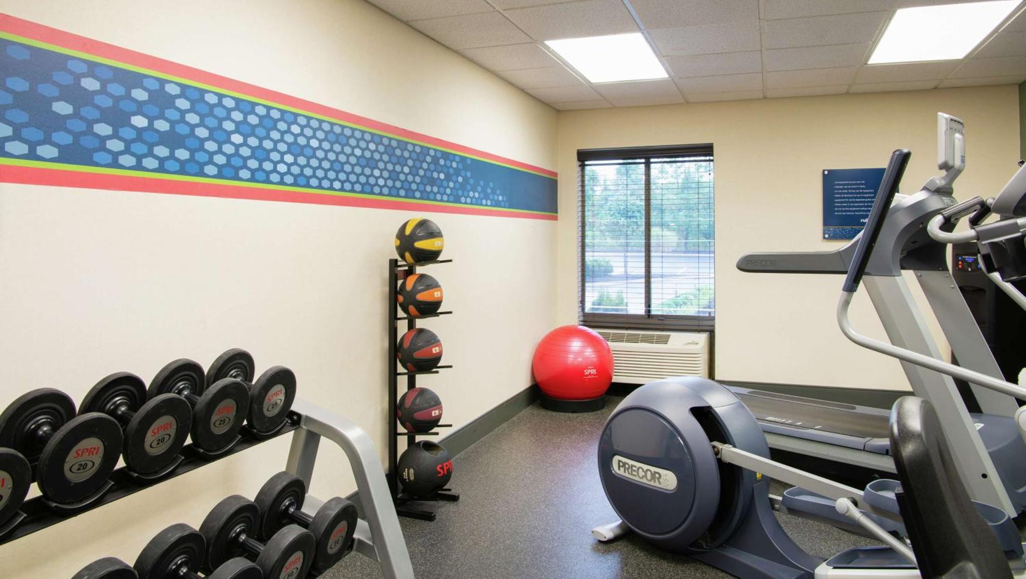 Hampton Inn Cleveland-Solon Ngoại thất bức ảnh